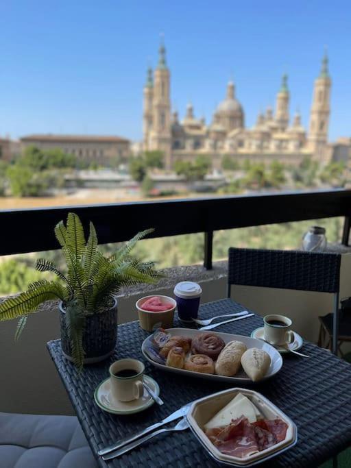 Apartamento Con Vistas Al Pilar Con Aparcamiento Privado Σαραγόσα Εξωτερικό φωτογραφία