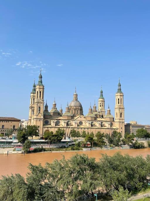 Apartamento Con Vistas Al Pilar Con Aparcamiento Privado Σαραγόσα Εξωτερικό φωτογραφία